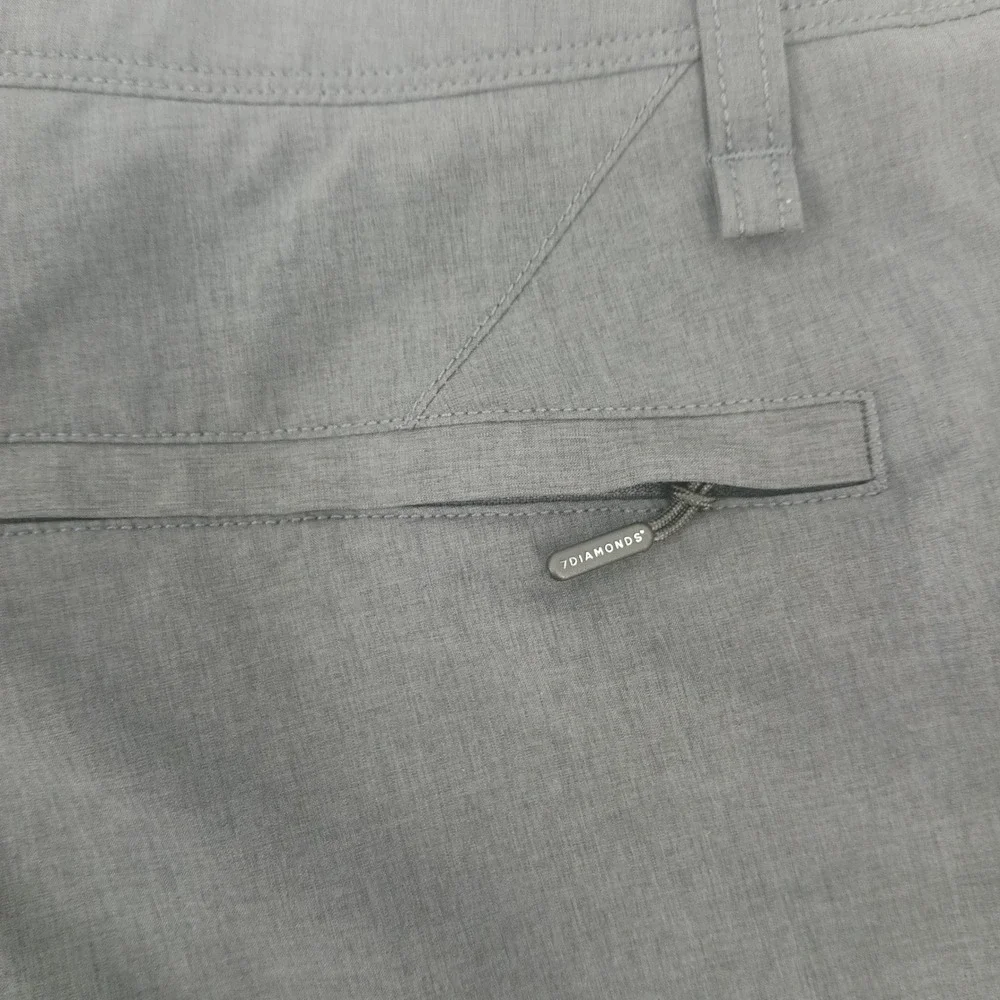 7 Diamonds Aeroplane Performance Shorts Mens Charcoal Gray Golf Activewear 32